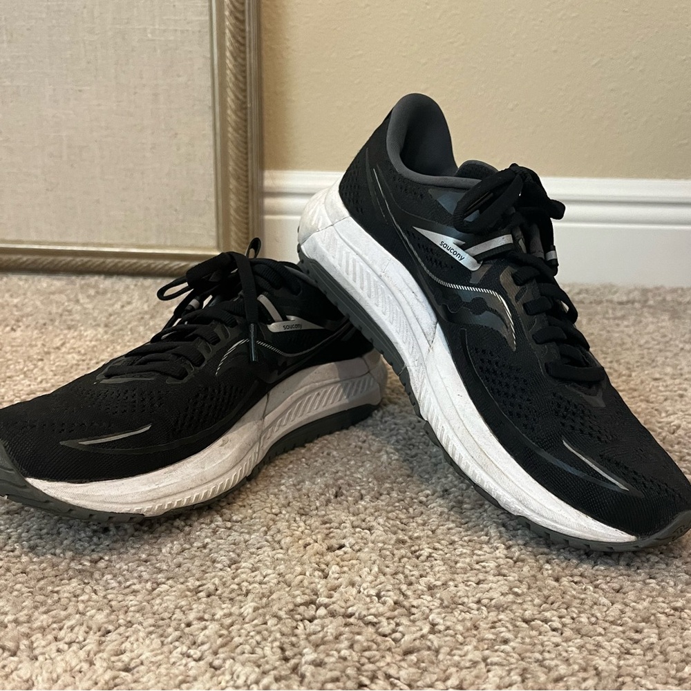 Saucony PWR Run Women 7.5